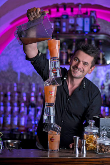 Stefan Haneders Cocktails mixen ein Erlebnis